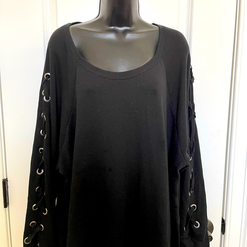 Torrid Black Sweater Lace-Up Sleeves 4X